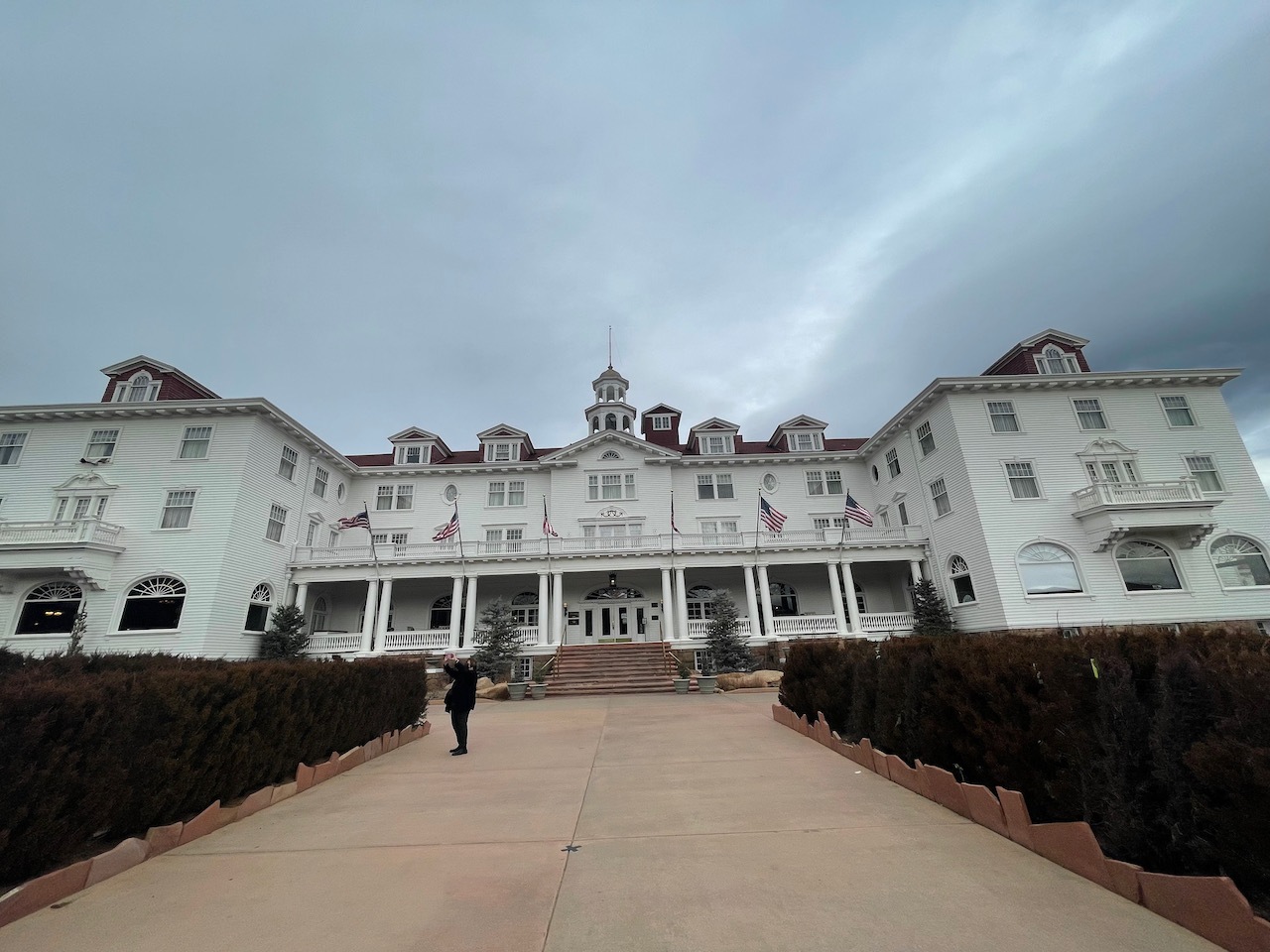 are dogs allowed at the stanley hotel